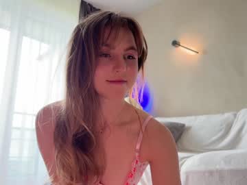 webcam girl girl_next_door19 live cam image #12677137