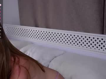 webcam girl lipswithsweetonthem live cam image #12043955