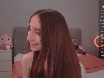 webcam girl lezyliza live cam image #9142190