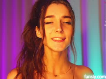 webcam girl angels_kiss live cam image #2952990