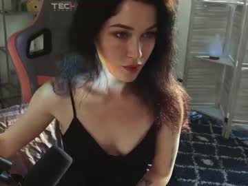 webcam girl evelynclaire live cam image #8073657