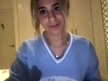 webcam girl blaireisback live cam image #6108530