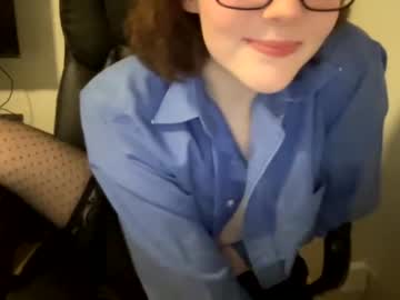 webcam girl littlelunaishorny live cam image #1354952