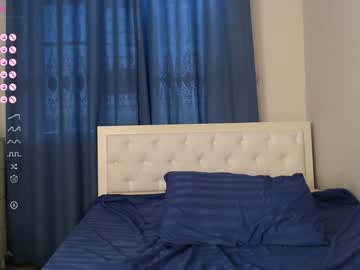 webcam girl aio_lovee live cam image #6810801