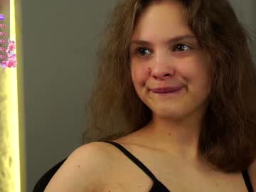 webcam girl a_whole_eternity live cam image #9916008