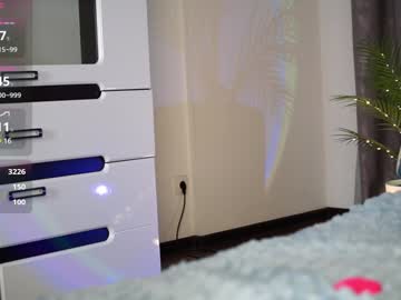 webcam girl dianaholiday live cam image #12671836