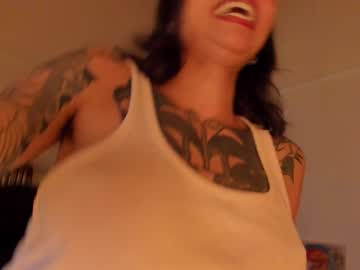 webcam girl alone_together_ live cam image #6203244