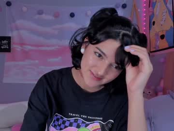 webcam girl kittenmoon_ live cam image #8839813