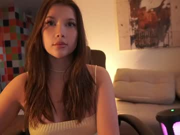 webcam girl bitter_moon live cam image #12120939