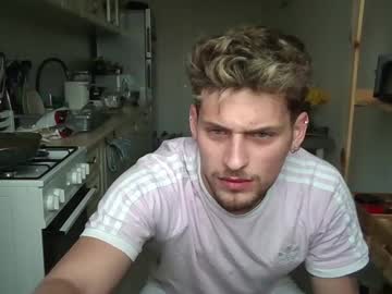 webcam man roberto_twink1 live cam image #12359124