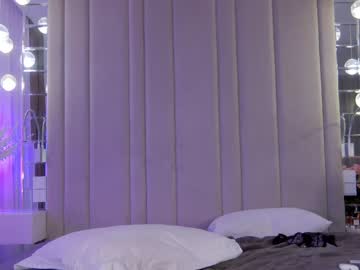 webcam girl krissone live cam image #3773151