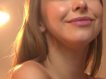 webcam girl via_olivia live cam image #9923073
