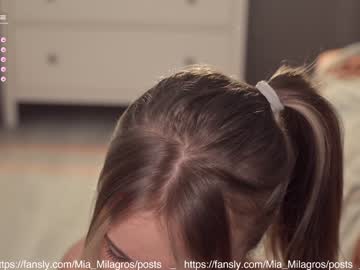 webcam girl mia_milagros live cam image #3748464
