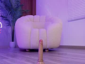 webcam girl gigi_ulala live cam image #7074472