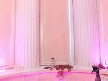 webcam girl luna_drips live cam image #2557142