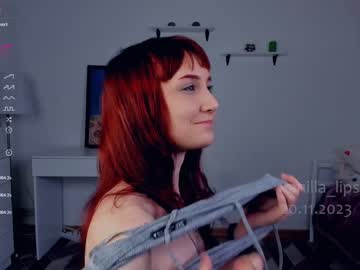 webcam girl vanilla_lips live cam image #7711630