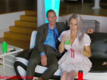 webcam girl rvlifebarbie live cam image #4053965