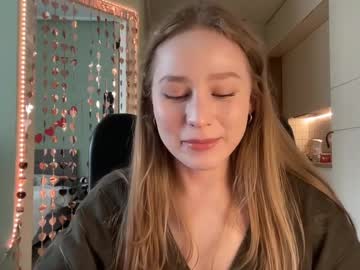 webcam girl whoisalisa live cam image #13012960
