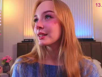 webcam girl lissa_meooow live cam image #10209367