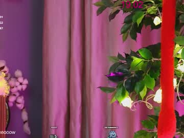 webcam girl lissa_meooow live cam image #11901357