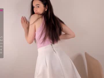 webcam girl juliepenningtona live cam image #6383218