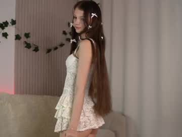 webcam girl edithgalpin live cam image #11967046