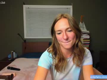 webcam girl innocentprovenguilty live cam image #272950