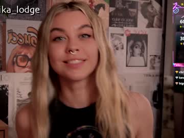webcam girl nika_lodge live cam image #12464726