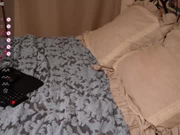 webcam girl lilla_cutie live cam image #9780714