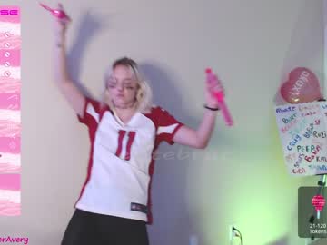webcam girl petitebrat live cam image #5029755