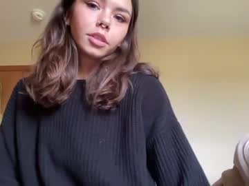 webcam girl yourfavoritegirl_ live cam image #7171528