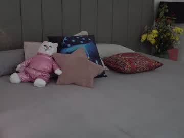 webcam girl beyllove_d live cam image #5479870