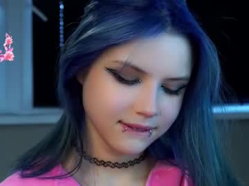 webcam girl merciabawden live cam image #12501647