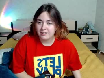 webcam couple blessmoonroom live cam image #549984