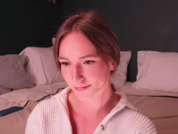 webcam girl innocentprovenguilty live cam image #5990072