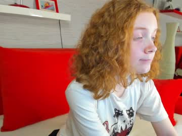 webcam girl little_sunset live cam image #8004265