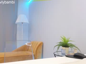 webcam girl lovlybambi live cam image #7465818