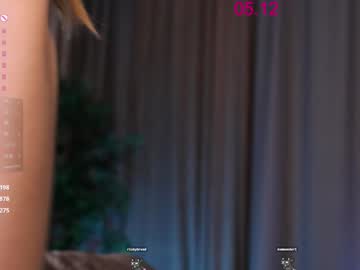 webcam girl lissa_meooow live cam image #11225919