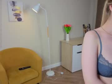 webcam girl dawnbullins live cam image #12949368