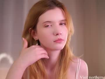 webcam girl northern_gracia live cam image #12829137