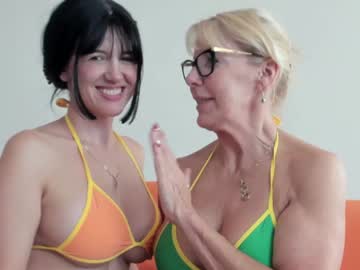webcam girl vanandjuani live cam image #11293551