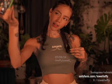 webcam girl effylowell_ live cam image #10179196
