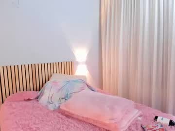 webcam girl little_effy18 live cam image #6571525