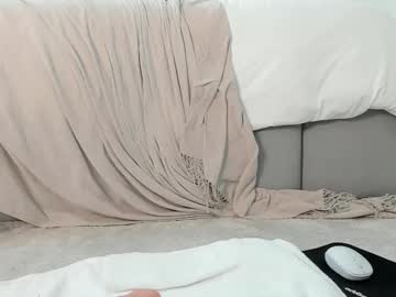 webcam girl yesonee live cam image #11153347