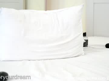 webcam girl dovia live cam image #5707417