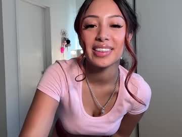 webcam girl gigglygianni live cam image #10821747
