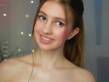 webcam girl fluffy_angel live cam image #10241428