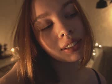 webcam girl bibi_it_is live cam image #2300990