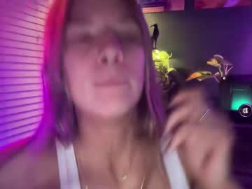 webcam girl oliviahansleyy live cam image #11584499
