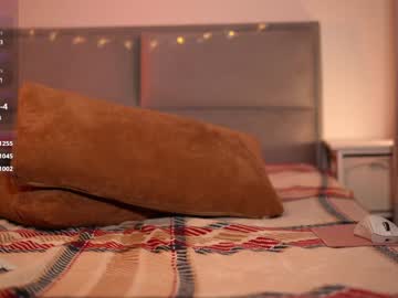 webcam girl honeyyykate live cam image #12109806